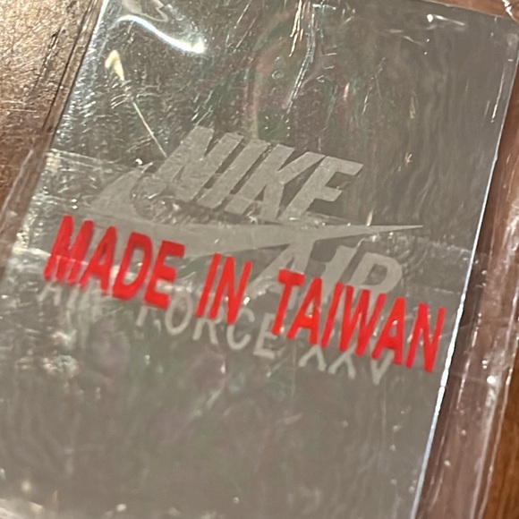 Nike Air Force One 1 Mr Shoe 410 Baltimore vintage hang tag 2005 key chain Bmore - Picture 6 of 7